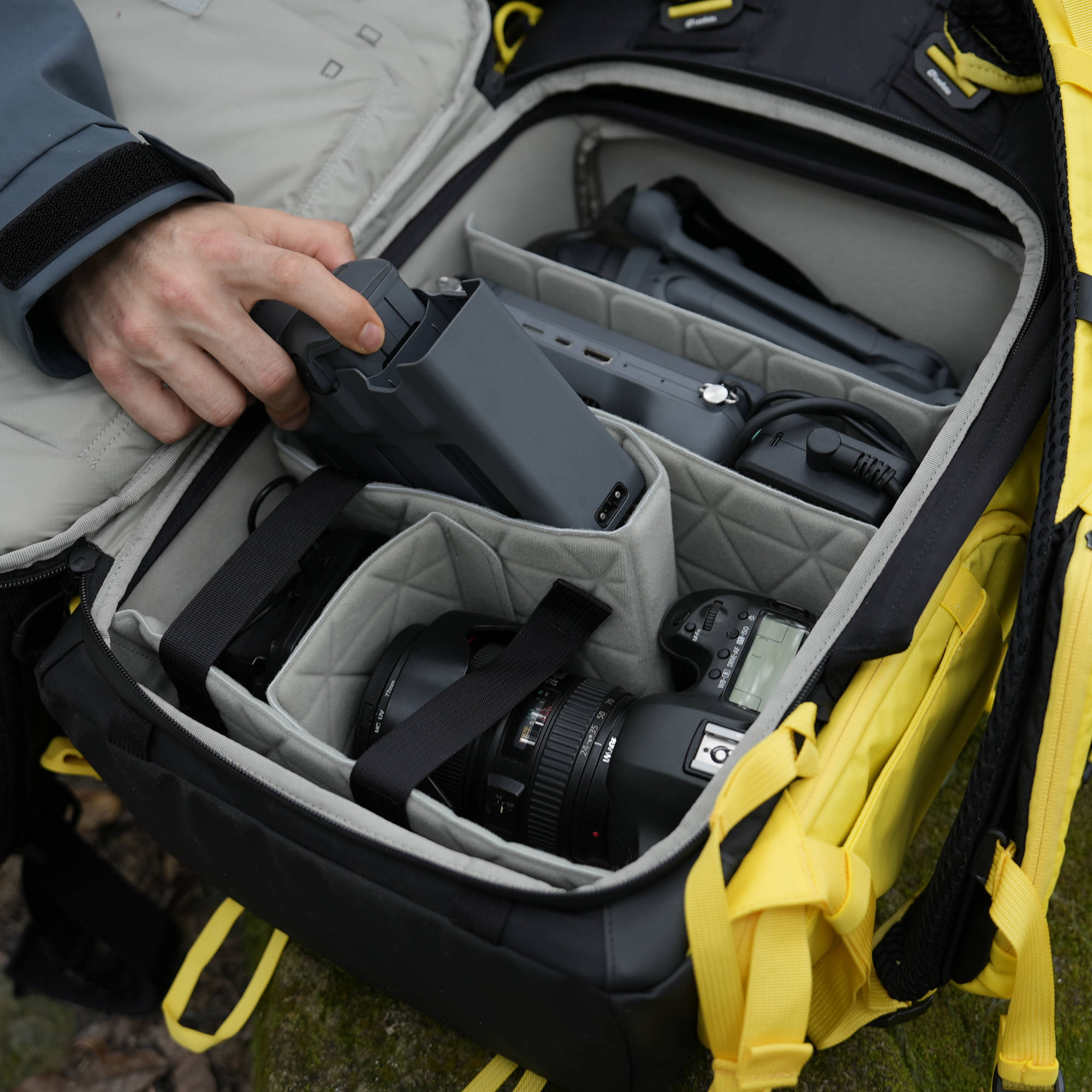 Leofoto BACKUP 35L Camera Backpack (Large Insert) – Yellow | Landscape Photo Gear 28 Leofoto BACKUP 35L Camera Backpack (Large Insert) – Yellow Camera Backpacks | Landscape Photo Gear | 28